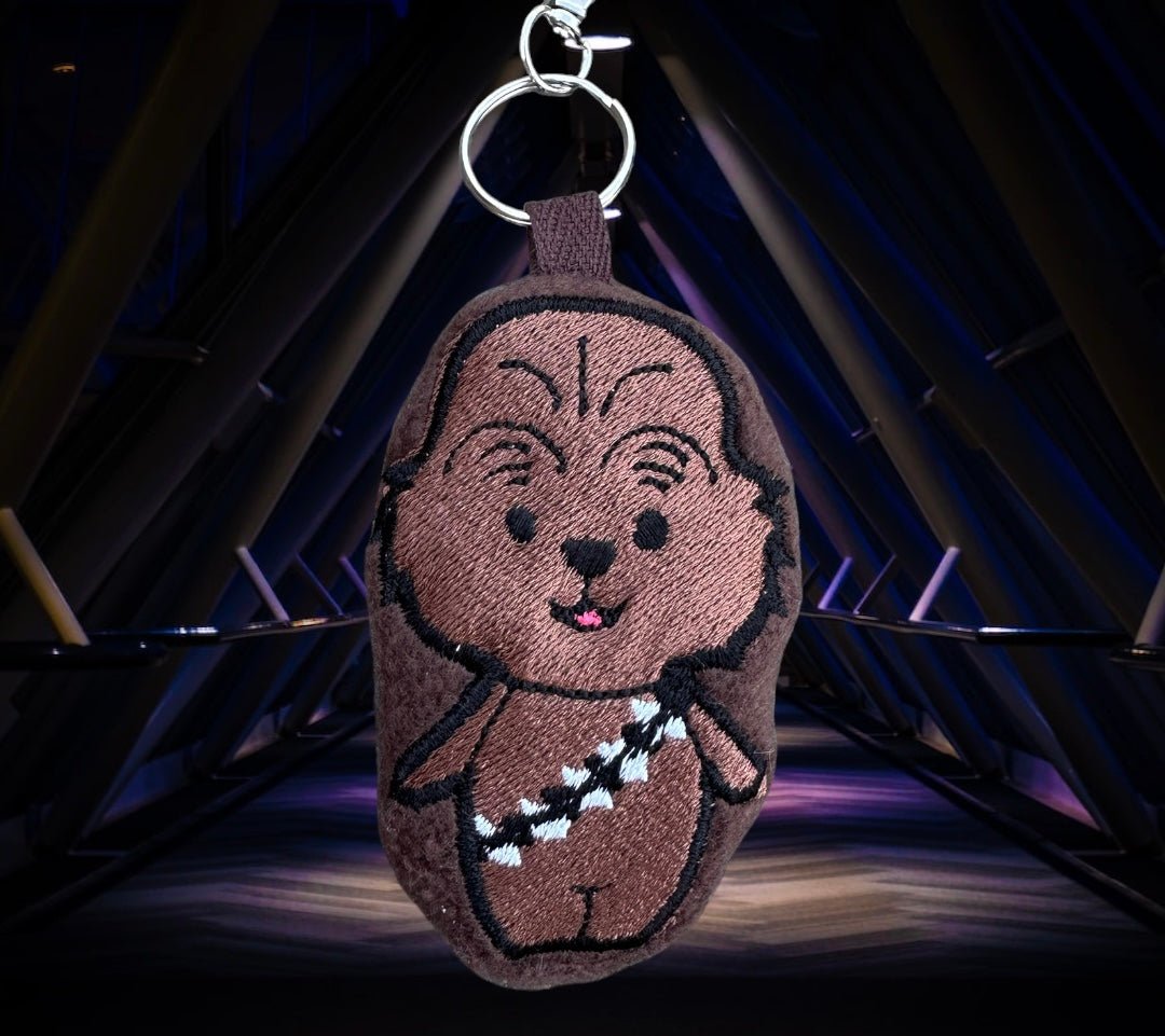 Furry Star Creature Keychain - alittlegreenshoppe